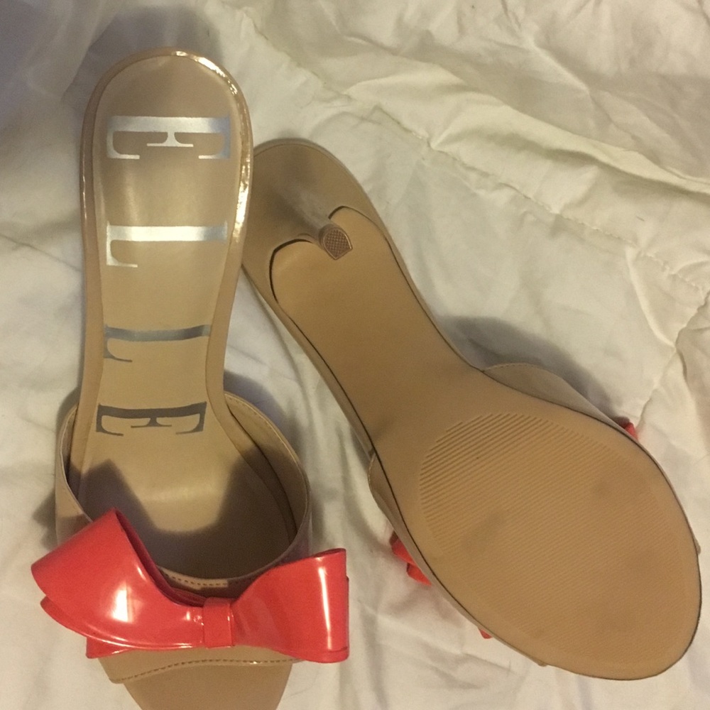 Shoes - Picture 3 of 3